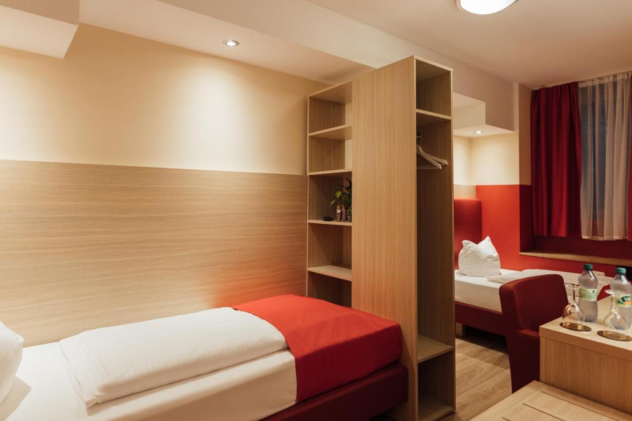 Hotel Hamburger Perle מראה חיצוני תמונה