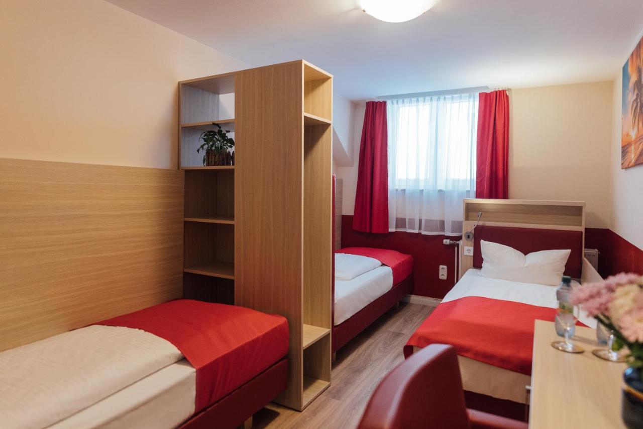 Hotel Hamburger Perle מראה חיצוני תמונה