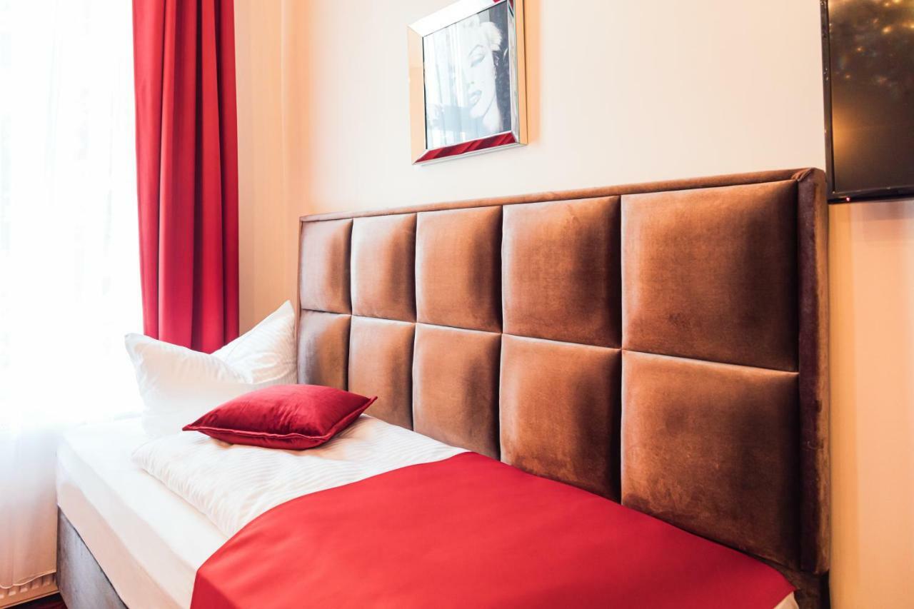 Hotel Hamburger Perle מראה חיצוני תמונה